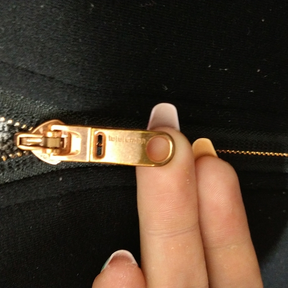 Lululemon zipper hopdie size S-M - Picture 5 of 14